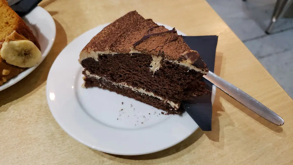Wee Bear Café – vegan bakery in Bridgend of Lintrathen, Alyth